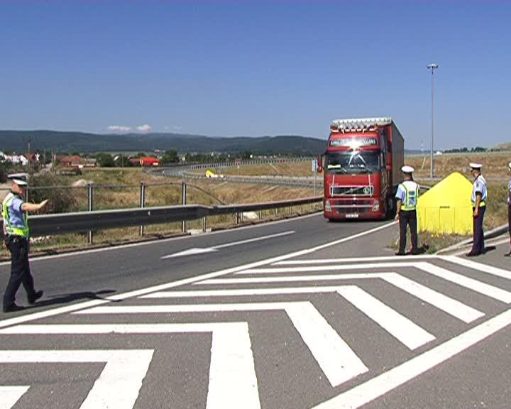 Control al poliţiştilor clujeni pe Autostrada Transilvania: 30 de sancţiuni în câteva ore VIDEO 