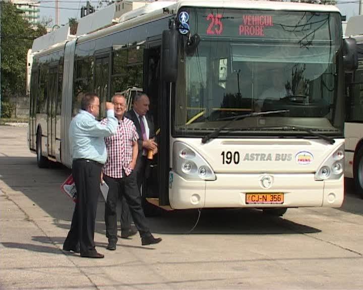 De astăzi, clujenii au la dispoziţie 4 noi troleibuze VIDEO