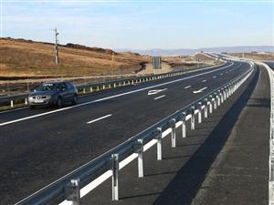 La volan cu 212 km la oră pe autostrada Transilvania