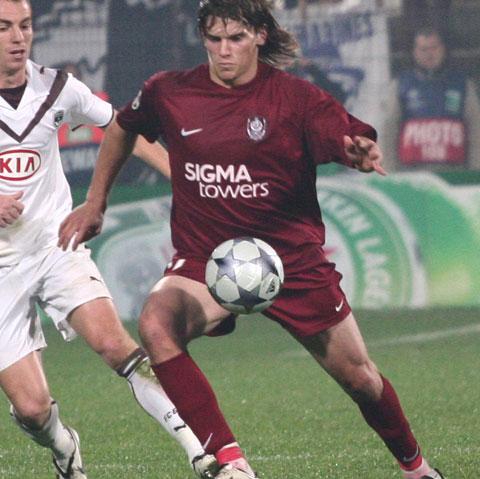 Vitezistul Dubarbier a ajuns fundaş, dar e titular la Almeria, în Primera Division