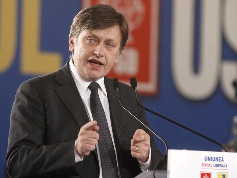 Crin Antonescu vine la Cluj înaintea alegerilor liberalilor