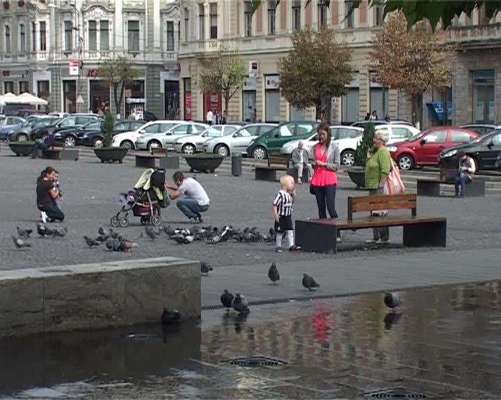 Fără bani pentru mame VIDEO