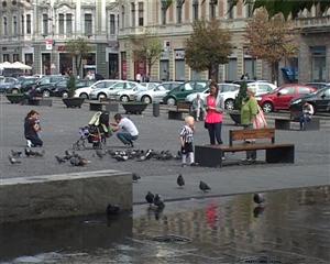 Fără bani pentru mame VIDEO