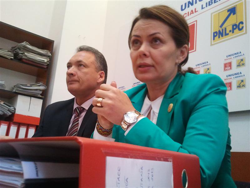 Parlamentarii USL din Cluj votează împotriva exploatării de la Roşia Montană