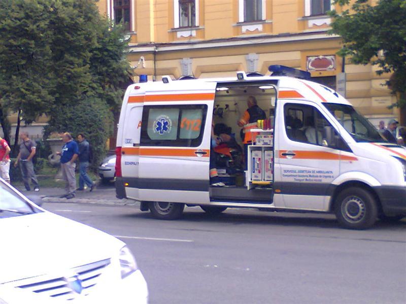 S-a urcat băut la volan şi a făcut accident în centrul Clujului