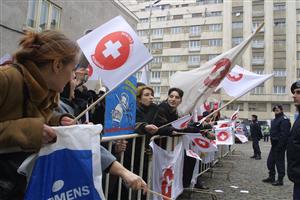 Negocieri în proiect, proteste sigure în sănătate