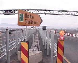 Politicienii dau vina unii pe alţii pentru blocajul Autostrăzii Transilvania VIDEO