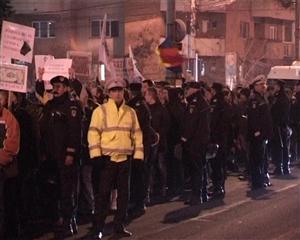Stroe: Nu se vor descentraliza Poliţia Rutieră şi structurile de ordine publică