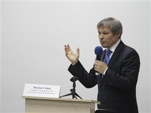 Cioloş, la Cluj: Avem nevoie de dezvoltarea capacităţii producţiei agricole europene, care stagnează VIDEO