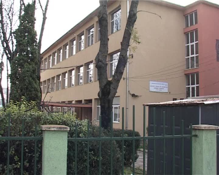 Acuzaţie de abuz sexual la şcoală VIDEO