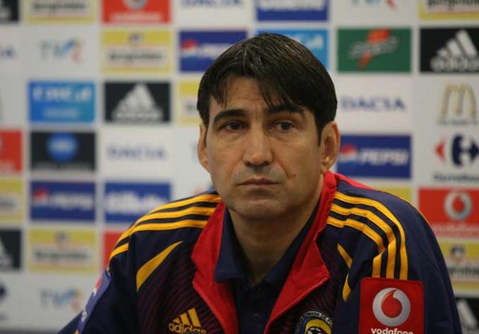 Piţurcă: Am ştiut că Grecia ne va pune probleme, dar nu credeam că vom primi trei goluri