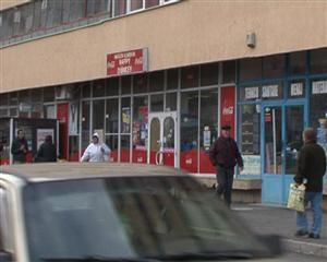 A vrut să-şi facă dreptate cu pistolul, într-un magazin din Mărăşti VIDEO