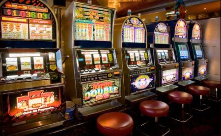 Guvernul nu va mai impozita venituri din jocuri de noroc, pe motiv că nu poate afla cât se câştigă