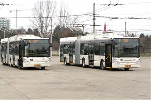 Două troleibuze noi date în folosinţă la Cluj-Napoca. În 2014 vor fi achiziţionate şi autobuze electrice