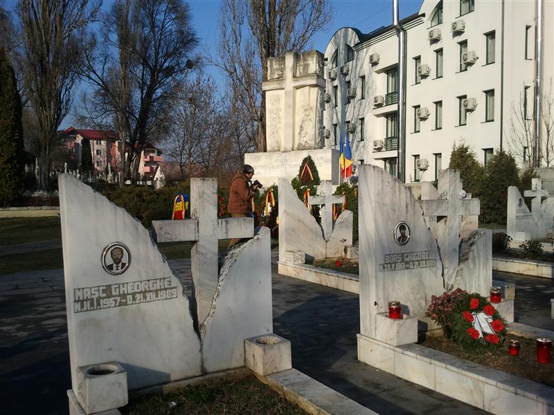 A murit la Revoluţie în Cluj şi după un sfert de secol nimeni nu ştie cine e