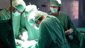 Cluj: 12 metastaze pulmonare, extirpate de la un pacient cu un singur plămân
