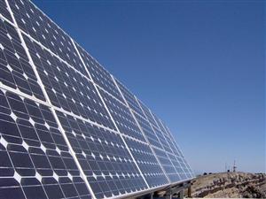 O companie chineză finalizează trei parcuri fotovoltaice în Braşov şi Cluj