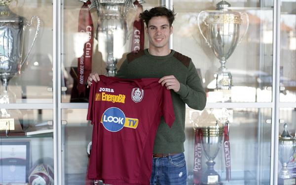 CFR confirmă transferul lui Monroy