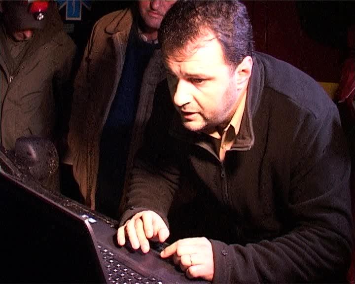 Specialist în telecomunicaţii: 
