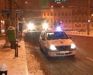 A fulguit şi au intrat în alertă. La ce vreme să te aştepţi în weekend şi cât de pregătite sunt autorităţile VIDEO