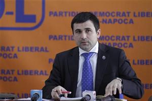 Deputatul Adrian Gurzău a urmat-o pe Elena Udrea în PMP