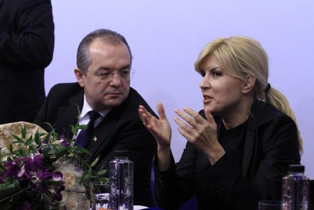 Udrea, despre absenţa lui Boc de la şedinţa PDL de la Braşov: Să zicem că poate fi un semn pentru PDL