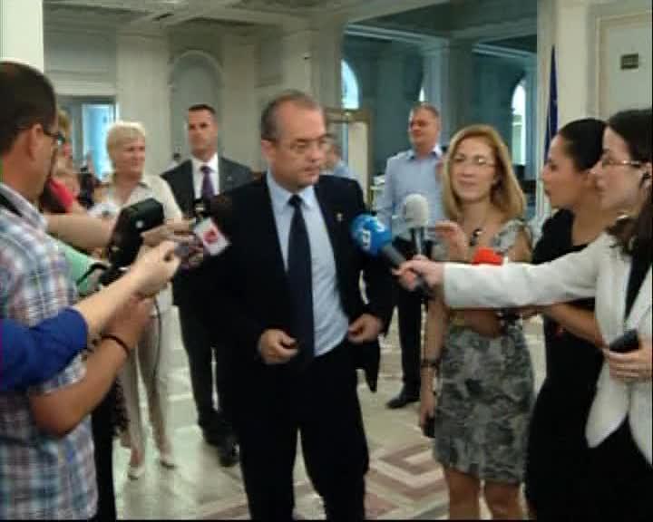 Boc, tot mai aproape de Mişcarea Populară VIDEO