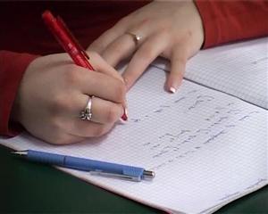 Rezultate slabe la simularea evaluării naţionale, în Cluj. Care sunt motivele VIDEO