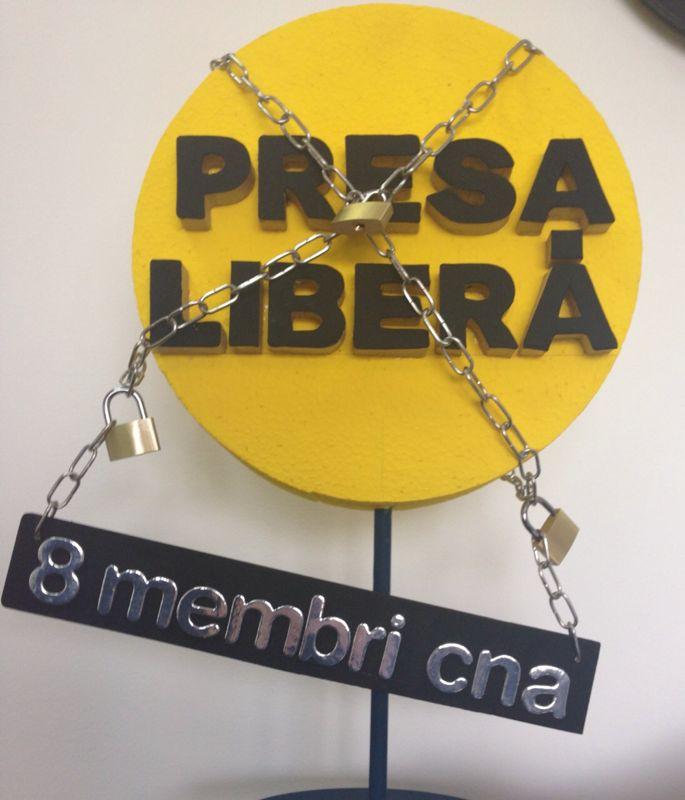 200 de milioane amendă pentru delict de opinie