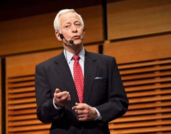 Brian Tracy: „Gates şi Buffett ar fi desfiinţaţi în România”