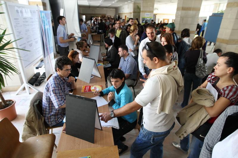 Rata şomajului a fost 7,2% în februarie, fiind înregistraţi 721.000 de şomeri