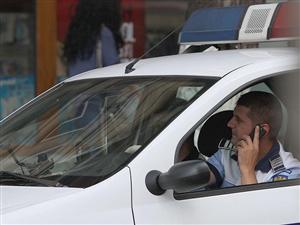 Maşina furată din spălătorie, recuperată de poliţişti în Floreşti. La volan se afla o femeie
