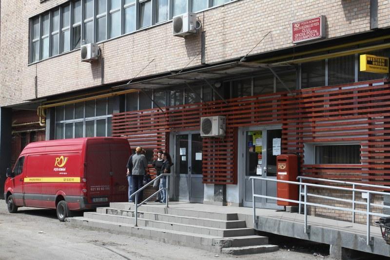 Grevă spontană: Ieri CFR-iştii, azi poştaşii