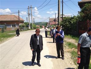 ALEGERI LA CLUJ. Turism electoral în Chinteni FOTO 