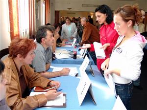 Premii în bani pentru şomerii care îşi găsesc de lucru