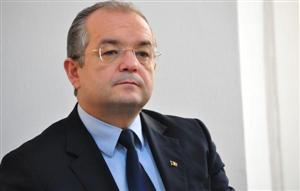 Boc: Dreapta să lase orgoliile şi să aibă înţelepciunea să ajungă la un singur candidat