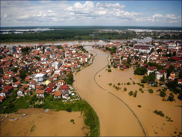 Teatrul Maghiar Cluj, solidar cu sinistraţii din Balcani. Cum poţi ajuta