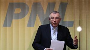 În PNL e ca-n gară: unii pleacă, alţii se întorc