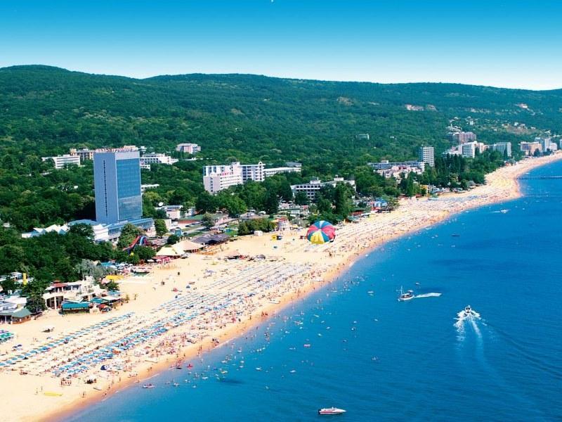 Avertisment pentru turiştii români: apa mării ar putea fi infectată