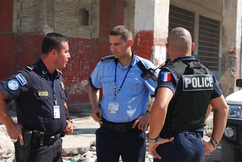 Atenţie la poliţişti! Mai nou, vă lasă fără bani