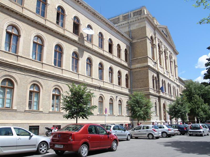 Peste 4200 de studenţi la buget, la UBB. Vezi la ce specializări s-au înghesuit absolvenţii de liceu