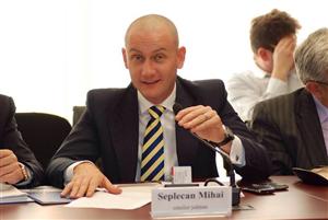 Seplecan a ajuns, în sfârşit, preşedinte cu acte în regulă