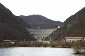 Compania care va administra centrala Tarniţa, proiect de 1 miliard de euro, va fi scutită de mai multe taxe
