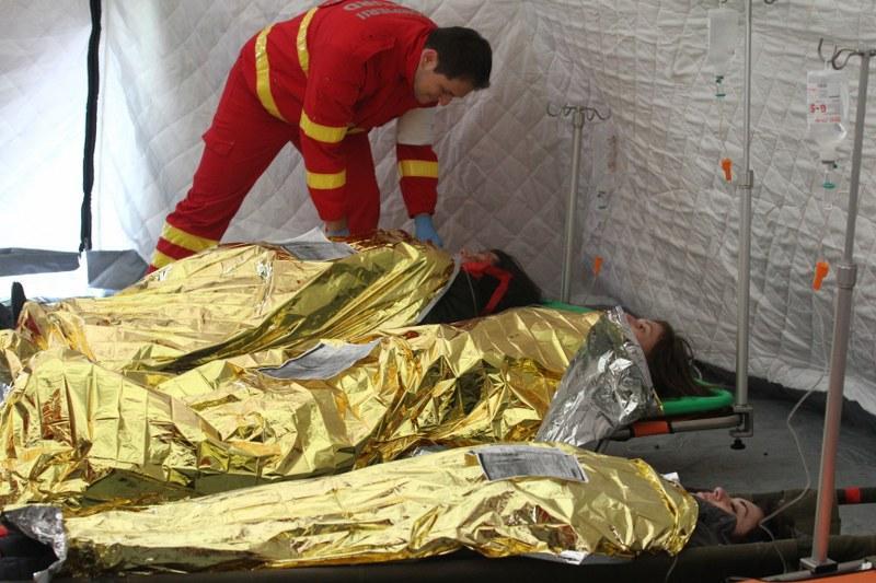 Catastrofă rutieră cu un număr ridicat de victime, simulată pentru studenţii medicinişti