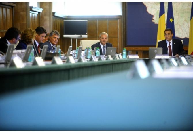 Protest în Piața Unirii faţă de ordonanța cu migraţia primarilor