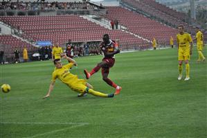 VIDEO Petrolul Ploieşti - CFR Cluj 1-2 CFR-ul se impune în deplasarea de la Petrolul