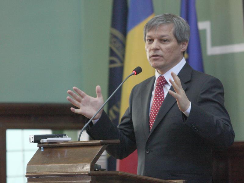 Cioloş şi Creţu, propunerile României pentru funcţia de comisar european.