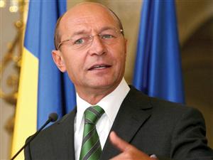 Traian Băsescu: Cer demisia sau demiterea imediată a şefului Jandarmeriei