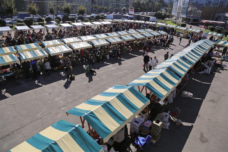 Produse la preţ de producător, în weekend, la Zilele Recoltei 