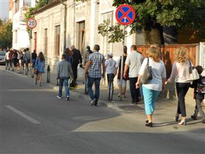 A ÎNCEPUT ŞCOALA: Emoţii, nerăbdare şi nostalgie la Avram Iancu şi Bălcescu GALERIE FOTO